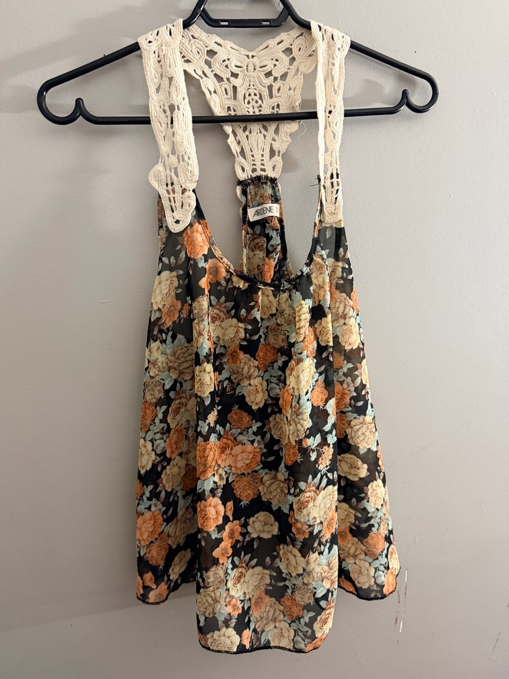 Y2K Ardene baby doll lace floral flowy open back summer top
